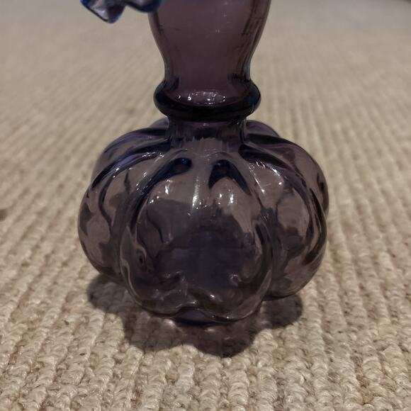 Fenton 1942 Scarce Mulberry Diamond Optic Petticoat Crimp 4” Melon Vase - Picture 3 of 8